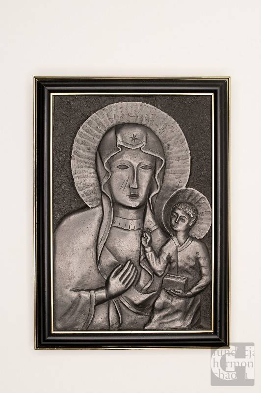 Matka Boża Częstochowska, grafit, wys. 32 cm, wyk. Jarosław Namniestnik, własność prywatna, fot. Aneta Czarnocka-Kanik