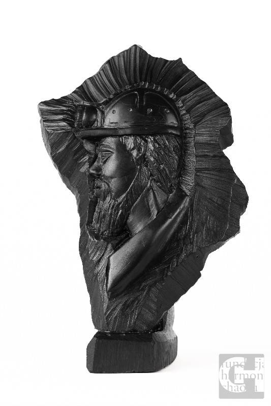 Portret, łupek węglowy, wys. 22 cm, wyk. Ryszard Konas, własność MOK-GHM w Jastrzębiu-Zdroju, fot. Maciej Kanik